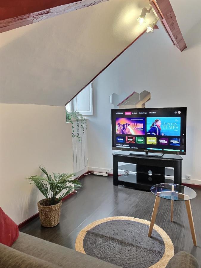 Wonderhost, Au Calme En Hypercentre Avec Parking Leilighet Pau Eksteriør bilde